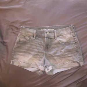 Light gray boyfriend shorts